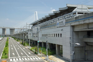 あおなみ線金城ふ頭駅からすぐ