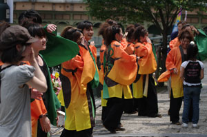 よさこい「鳴踊」ダンス。飛び入りOK!